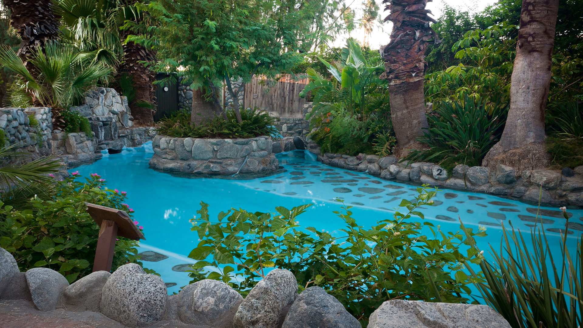 hot springs couples spa packages