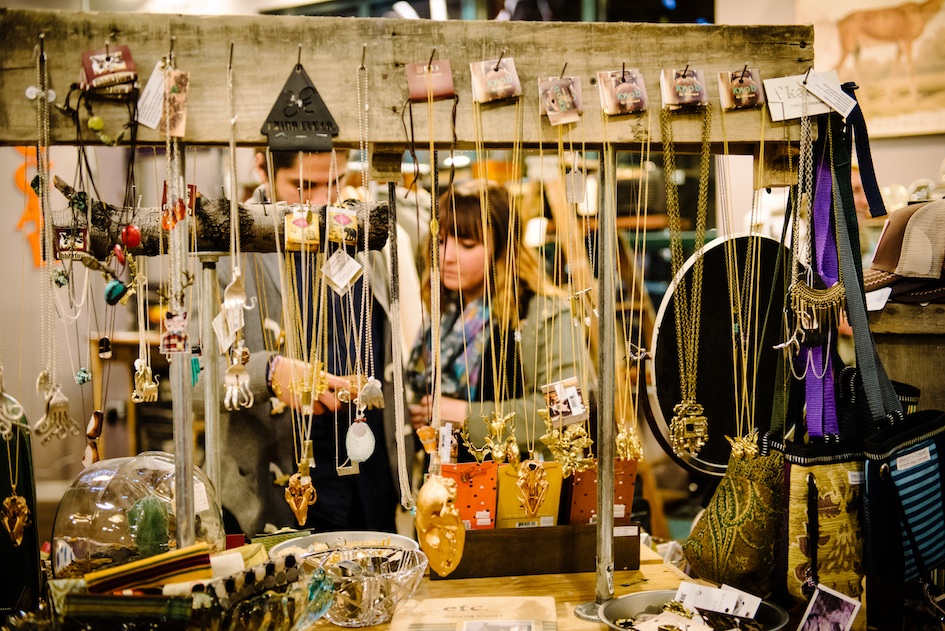 Unhinged Boutique