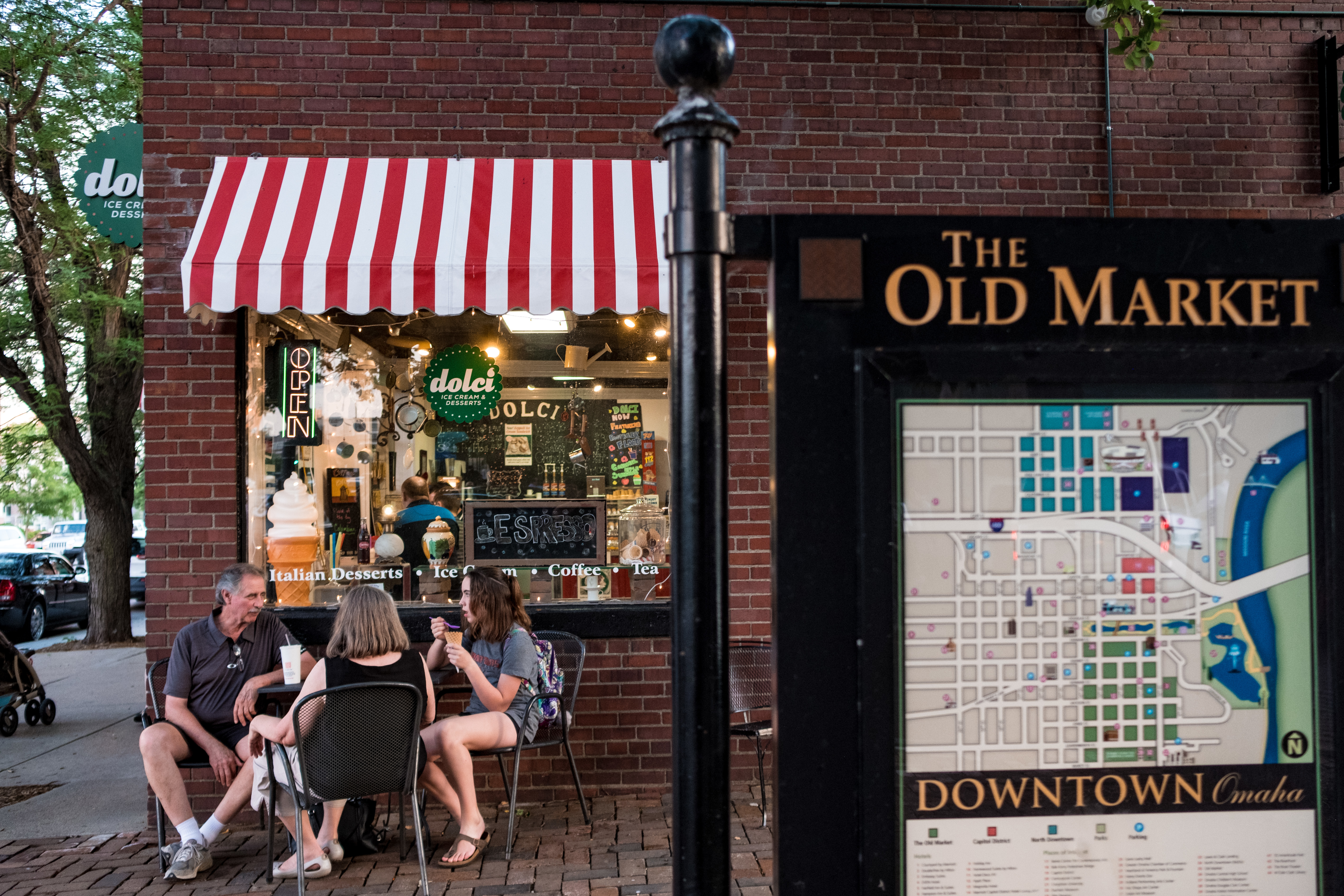 visit omaha nebraska hotels restaurants events activities