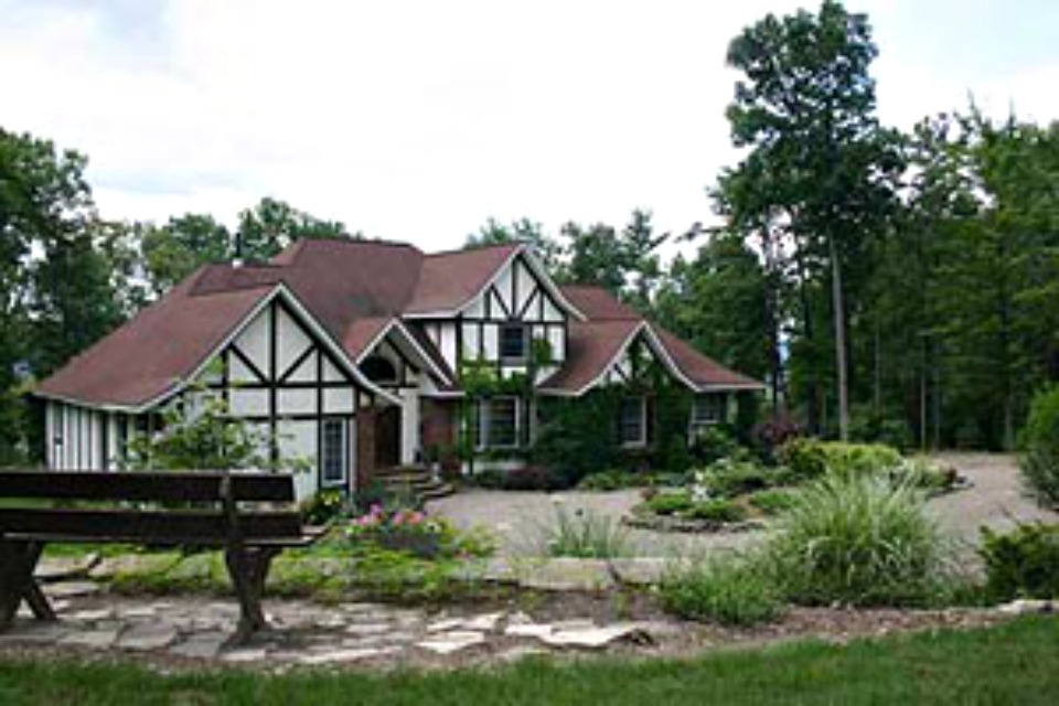 Villa Bernese Bed and Breakfast