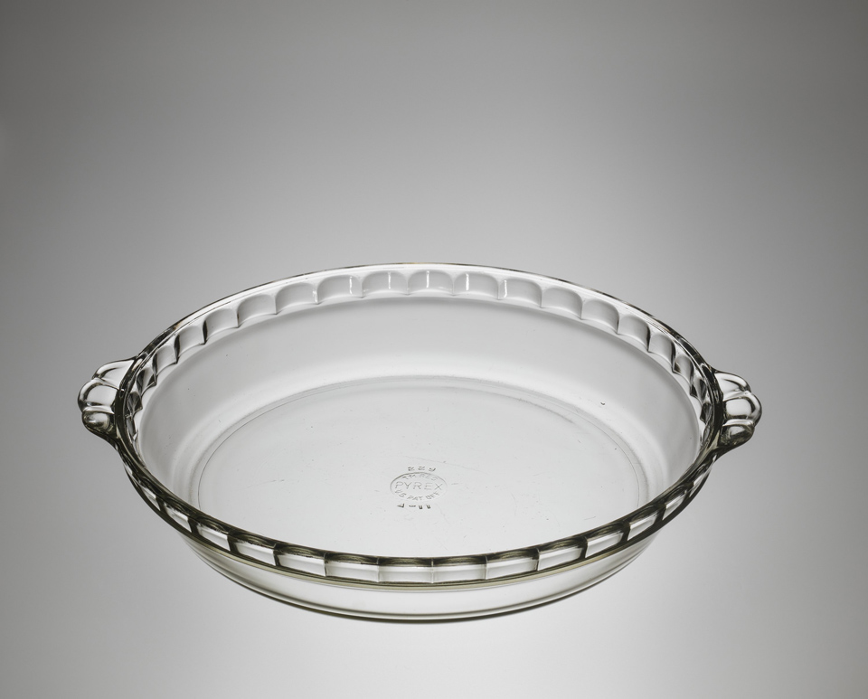Pyrex Pie Dish courtesy of The Corning Museum of Glass