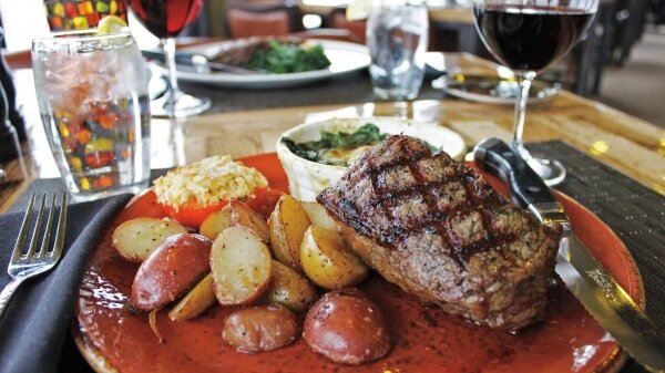 LakeGenevaRestaurantWeek_HuntClub
