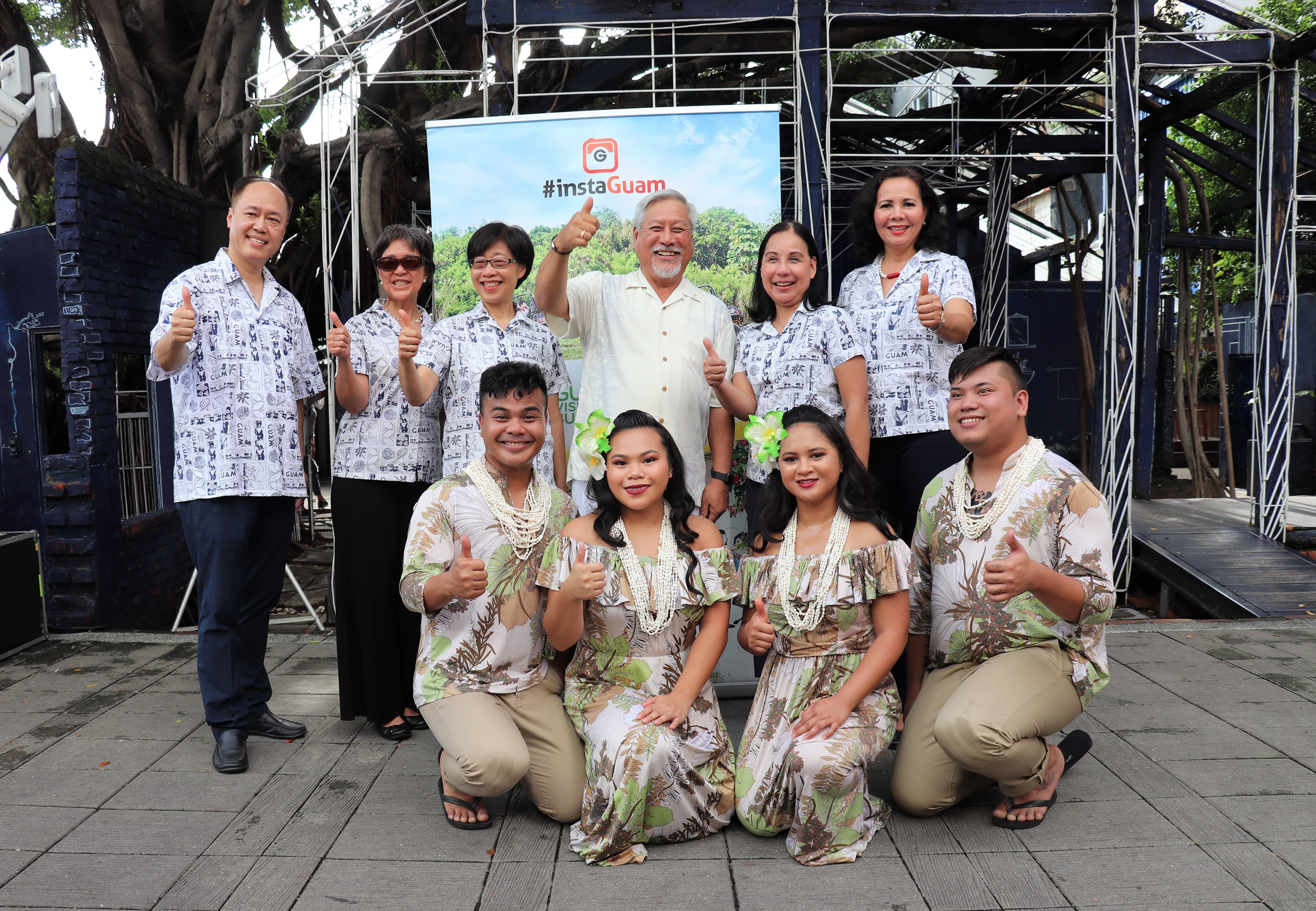 關島觀光局以查莫洛舞蹈快閃台南藍晒圖文創園區，引爆盛夏南臺灣民眾的熱情