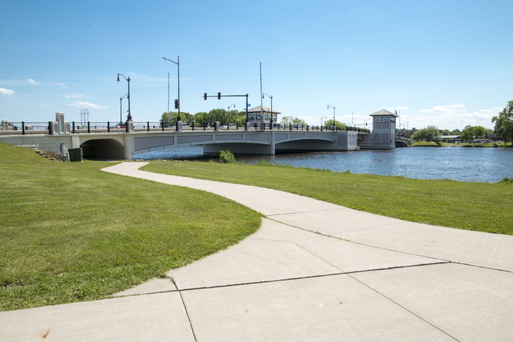 Top 5 Oshkosh Trails To Enjoy This Summer