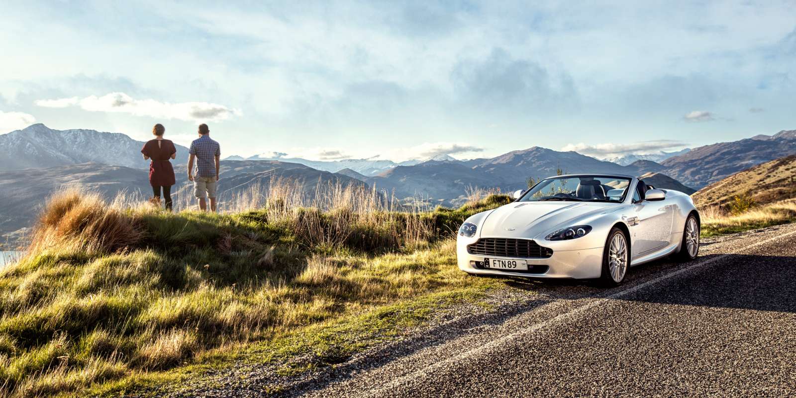Ignition Self Drive experiences Ignition Self Drive - Aston Martin V8 Vantage - Unique Experiences