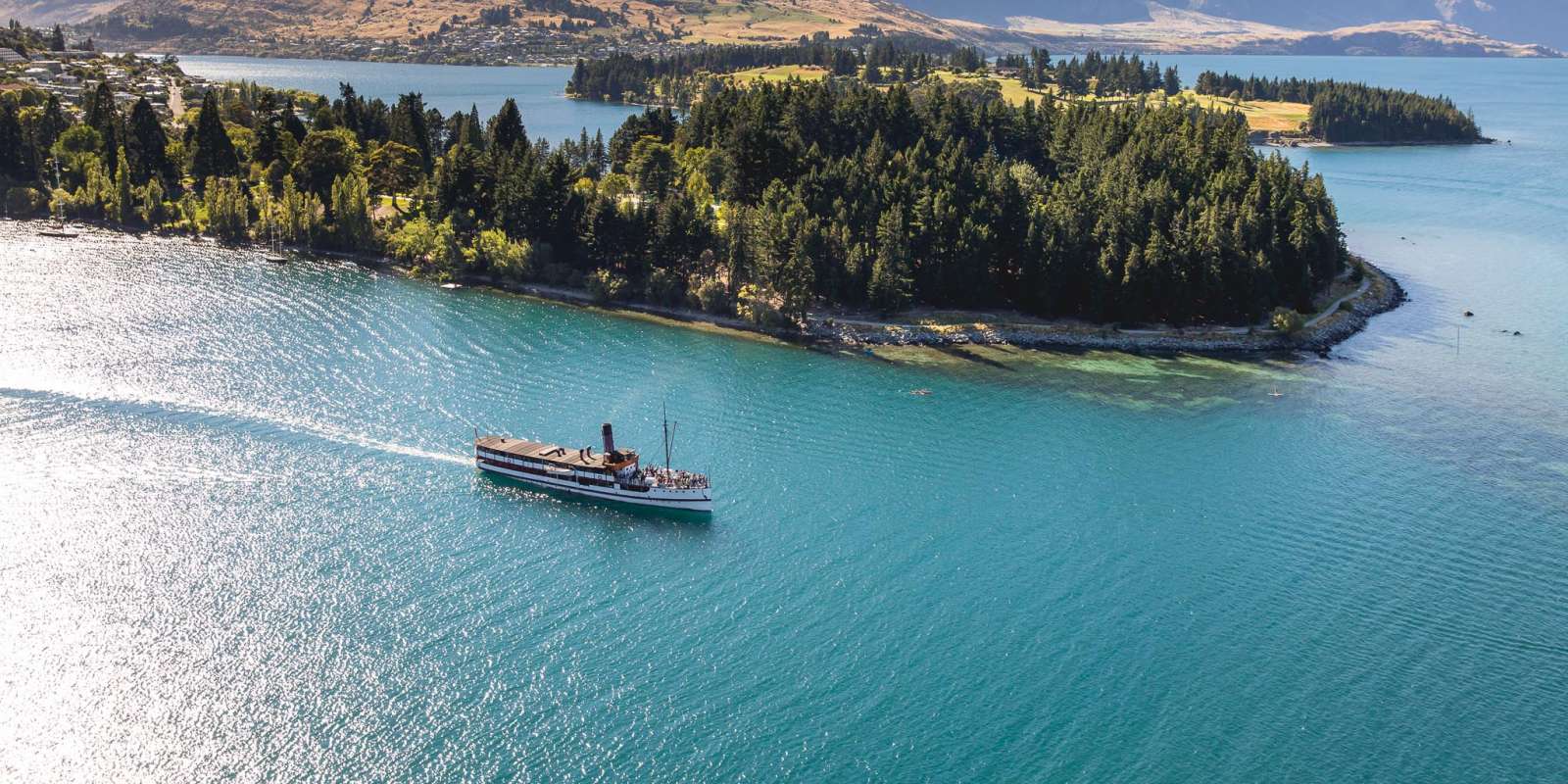 TSS Earnslaw Cruise Lake Wakatipu TSS Earnslaw Cruise Lake Wakatipu