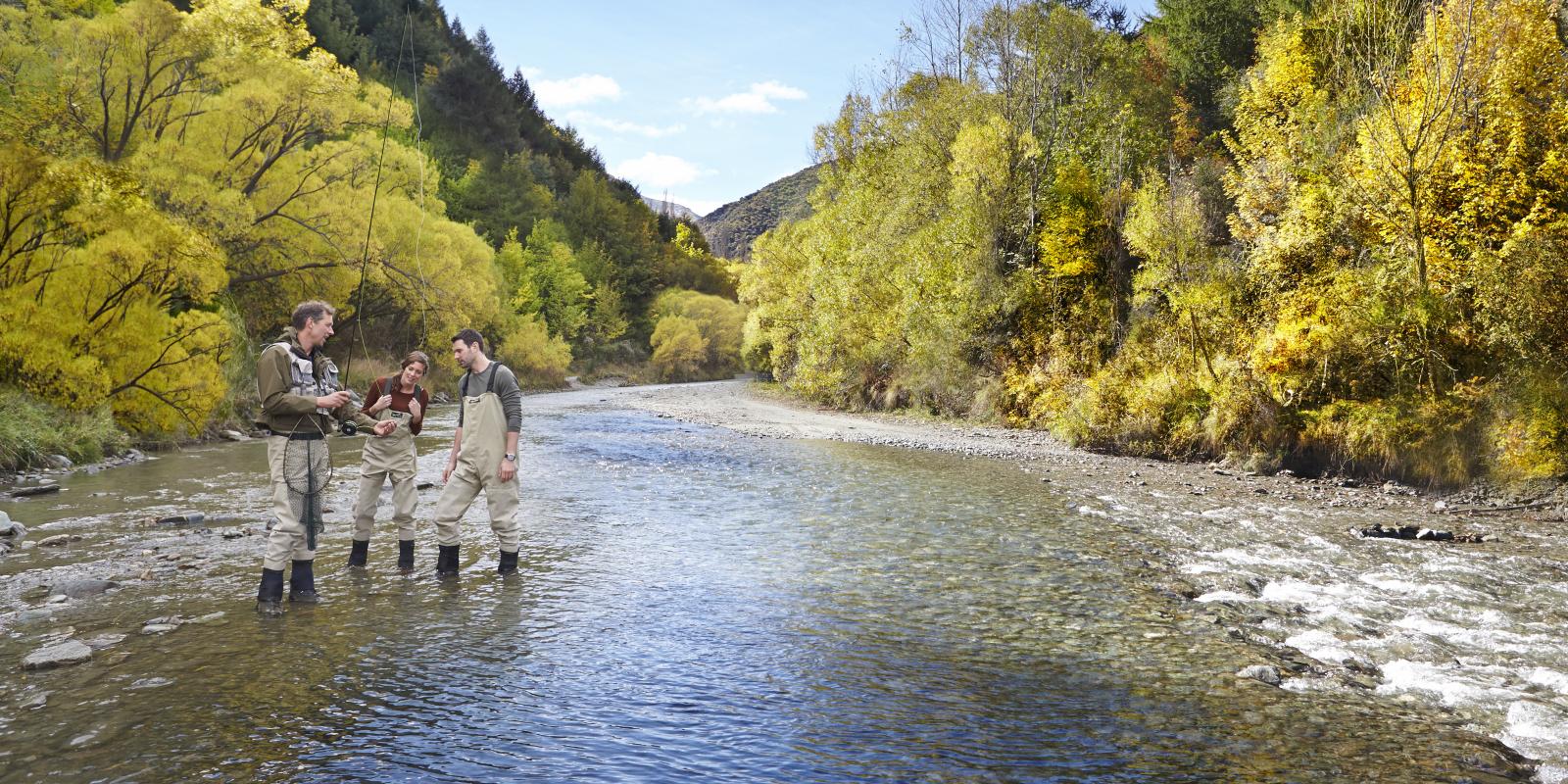 Fishing the Arrow River in Arrowtown Fishing the Arrow River in Arrowtown