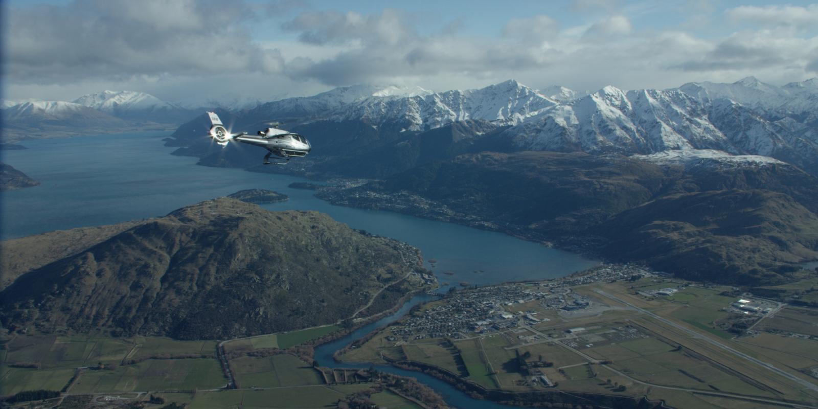 Scenic helicopter flight over Queenstown Scenic helicopter flight over Queenstown