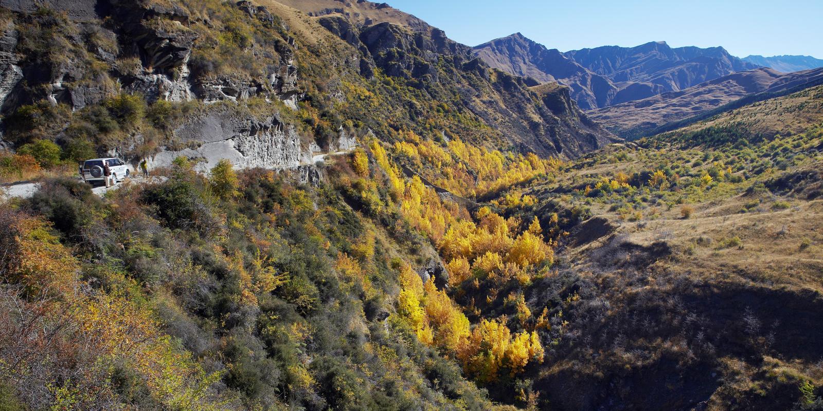 Skippers Canyon Road Quenstown lotr skippers canyon