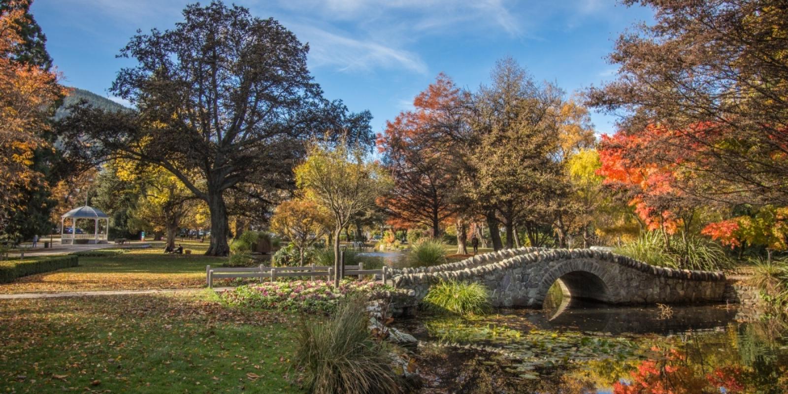 The Queenstown Gardens proposal Queenstown gardens romance