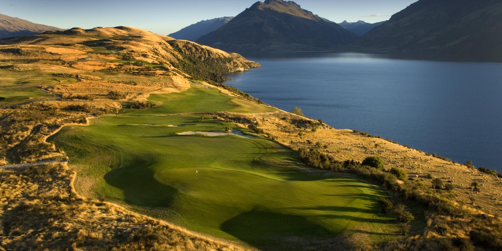DSC0038 Jacks Point 8th Hole2 Jack's Point golf in Queenstown