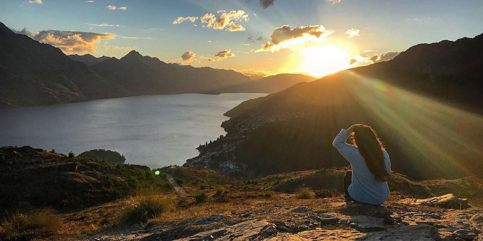 Queenstown Hill sunset Queenstown Hill sunset overlooking Lake Wakatipu