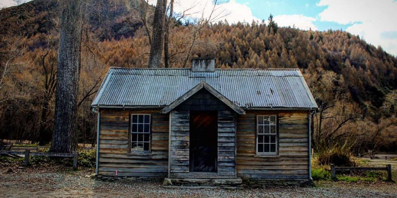 Arrowtown's Police Camp Hut Arrowtown's Police Camp Hut