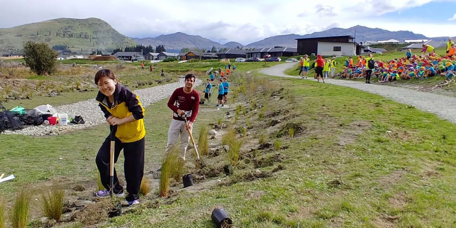 Sofitel Queenstown Tree Planting Sofitel Queenstown Tree Planting