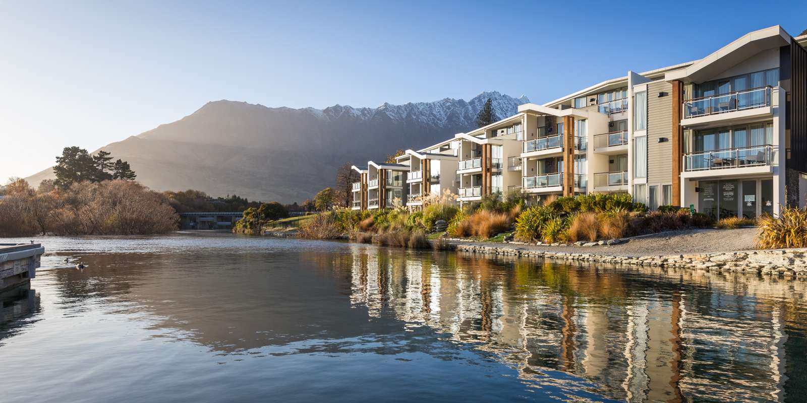 Hilton Queenstown Resort Spa Lakeside Residences on Queenstown Resort Spa Lakeside Residences