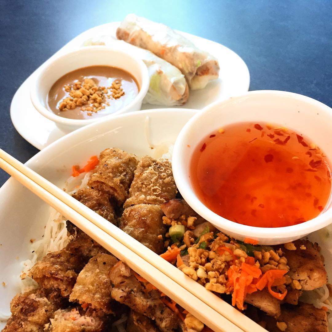 Saskatoon’s Best Restaurants for a Meal Under 20