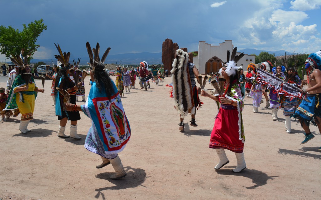 pojoque pueblo comacnhe dance