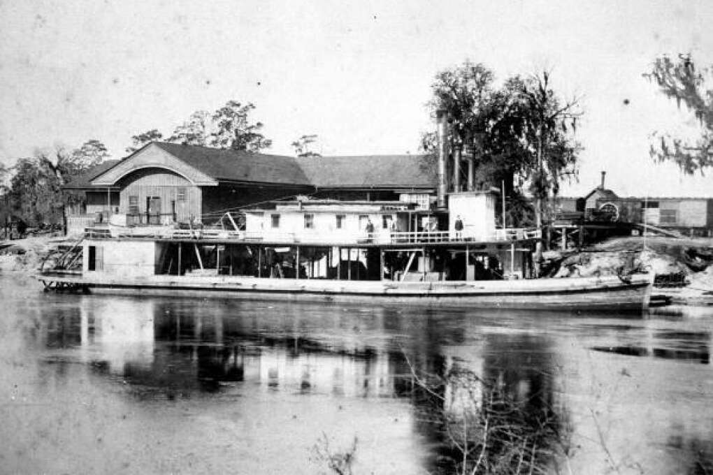 Built in Georgia in 1896, the City of Hawkinsville sailed to Florida in 1900 to assist with the lumber industry.