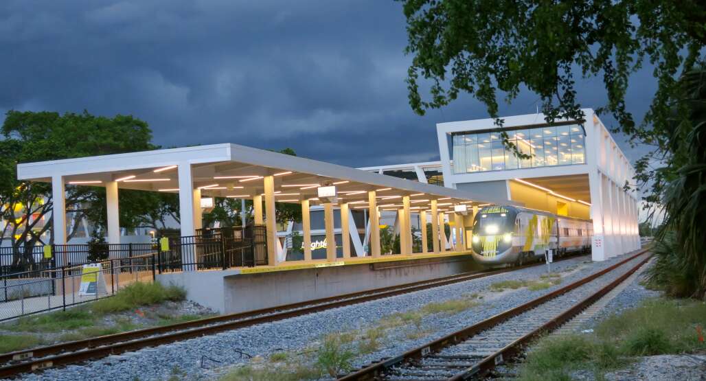 The Fort Lauderdale station, which shares the same architectural aesthetic as its West Palm Beach and Miami counterparts (though Miami Central Station has been designed on a much grander scale), lies a few blocks north of the Broward Center for the Performing Arts and the Museum of Discovery and Science and the Himmarshee Village entertainment district. 