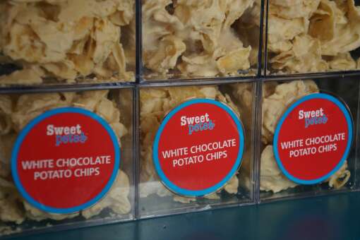 sweet pete's white chocolate potato chips