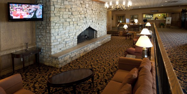 Don Hall's Guesthouse lobby