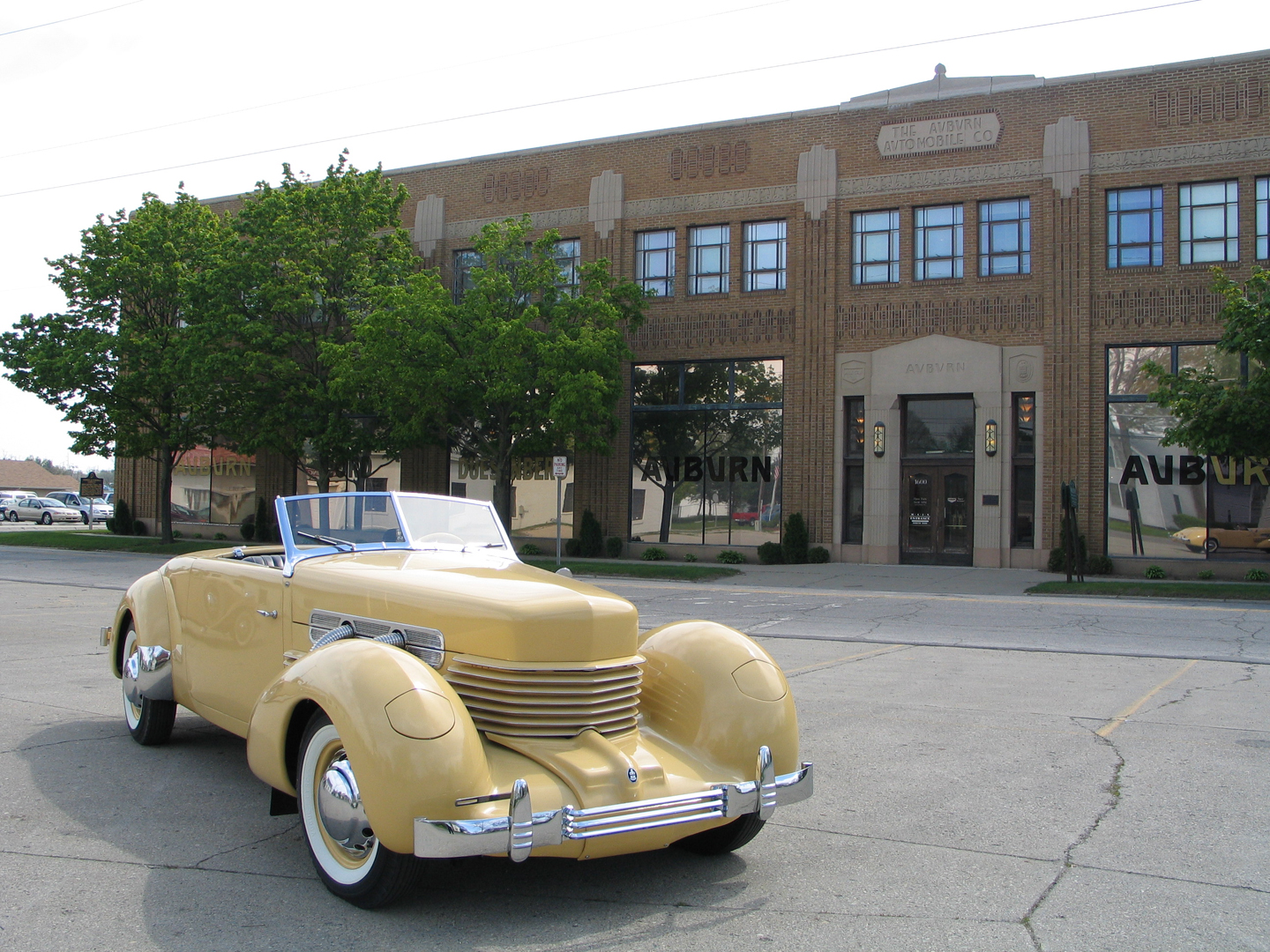 Auburn Greatest Car Show on Earth