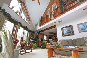 At Home in the Woods, a charming B&B in Chesterton, near the Indiana Dunes, has romance packages.