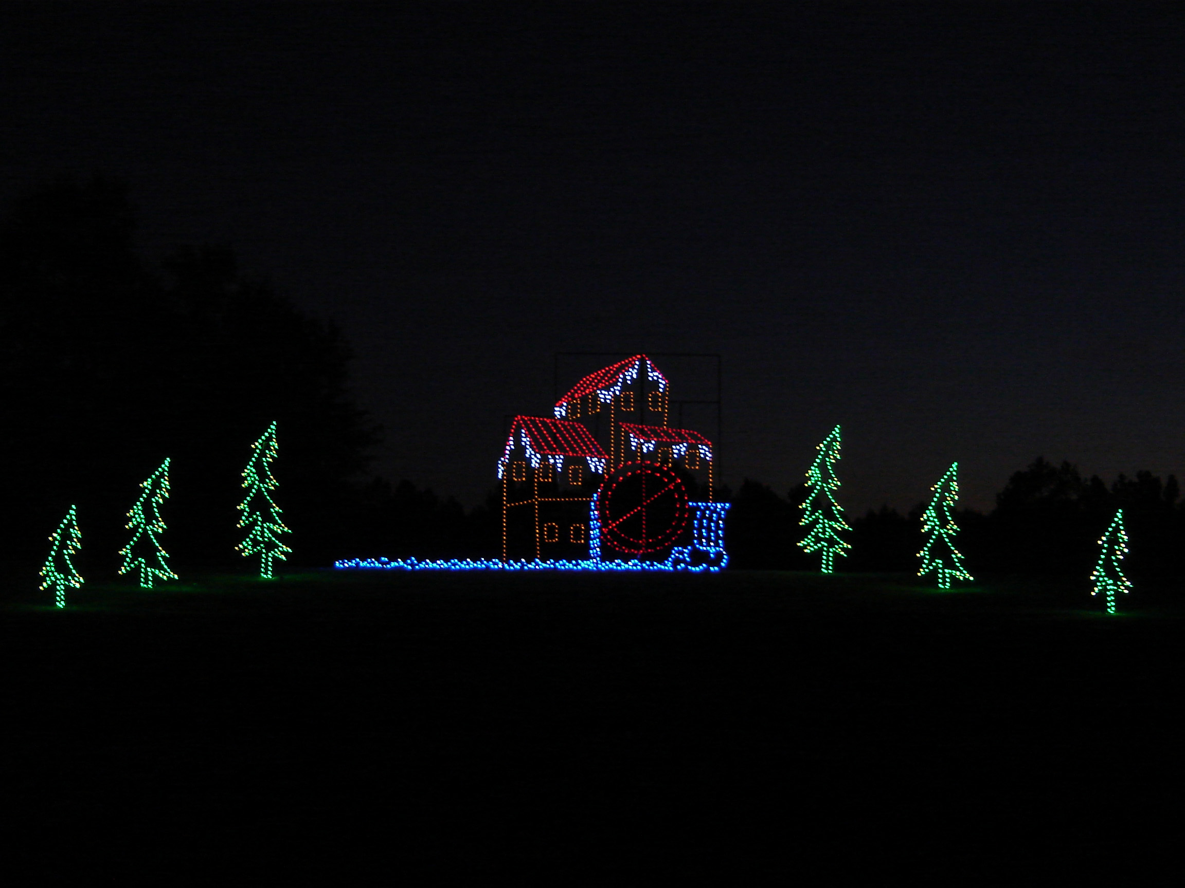 Illuminate Your Holiday at Marion’s Walkway of Lights