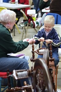 boy old lady spinner