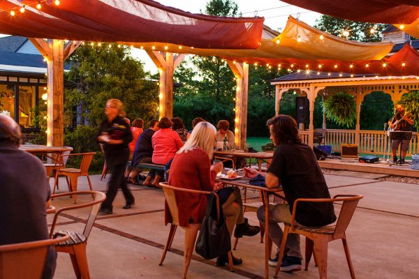 patio music at Walhill Farm