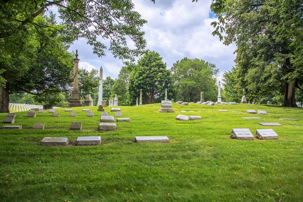 Crown Hill Cemetery