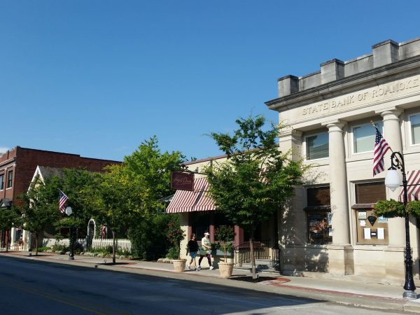 boutiques-roanoke-indiana-shopping-main-street