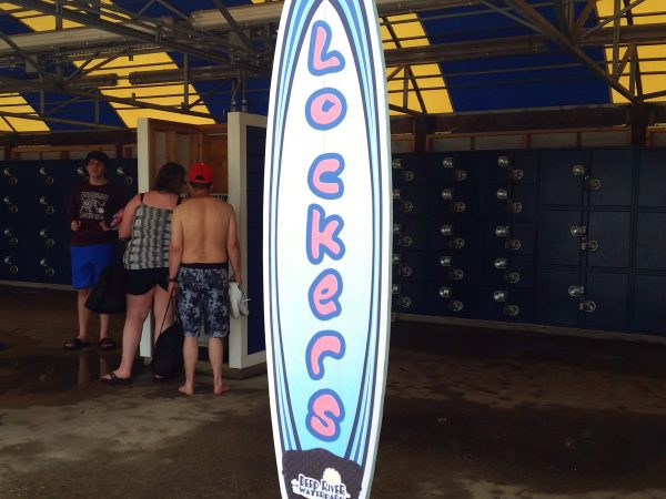 lockers-deep-river-water-park-indiana