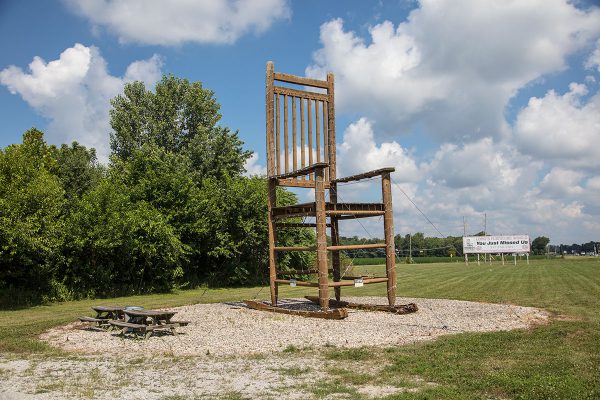 Giant Rocking Chair, Stranger Things Scavenger Hunt