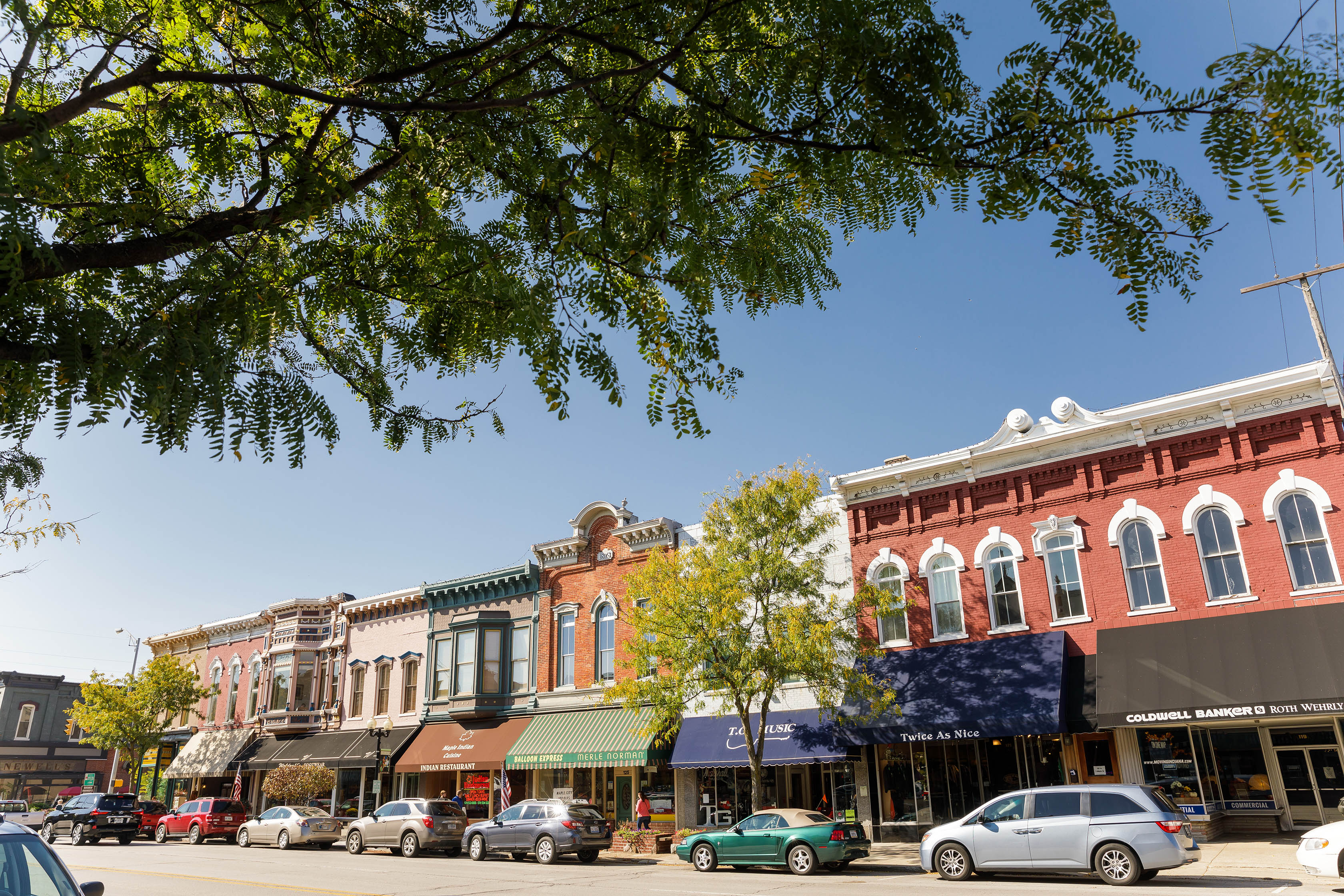 You Won't Believe the Charm in These 20 Small Indiana Towns