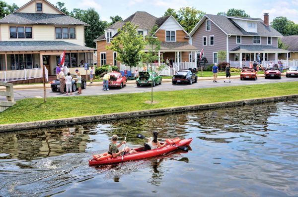 Winona Lake, Small Towns