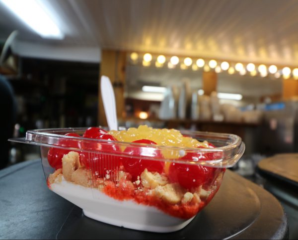 Pineapple Upside Down Sundae, Ivanhoe's