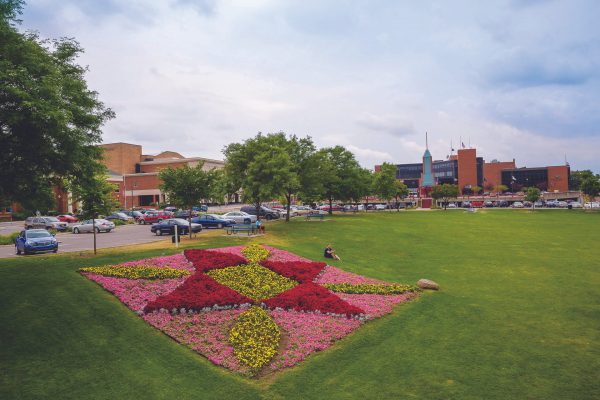 Quilt Gardens Along the Heritage Trail, Uniquely Indiana