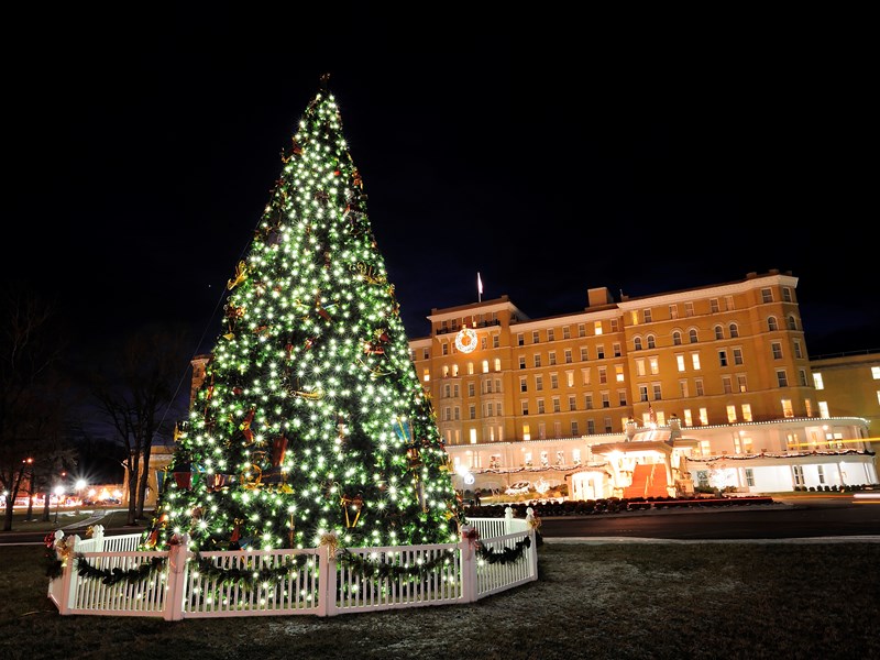 Make Boundless Memories with These Holiday Traditions in French Lick