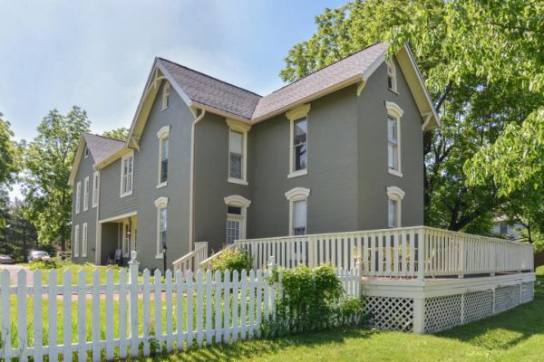 Prairie Guest House, Fall in Hamilton County