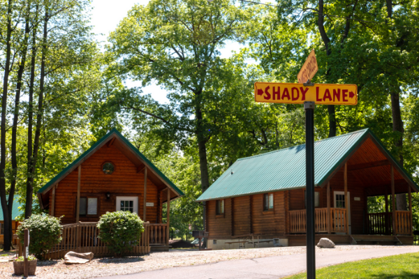 Cabins, Barton Lake Jellystone Park