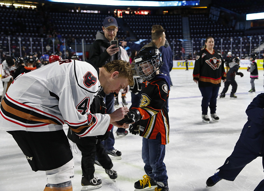 Dodge Skate with the Hitmen