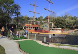 Pirates Island Adventure Golf