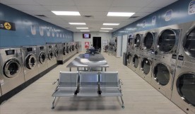 Plane Sudz Laundromat