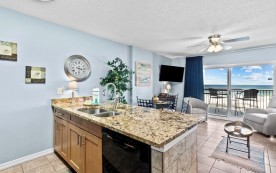 Royal Palms 207