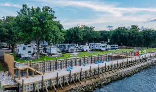 <span>Fort Morgan RV Park</span>
