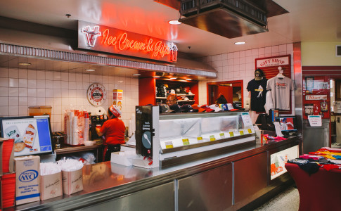 The Varsity- Atlanta's Favorite Hotdogs and Hamburgers