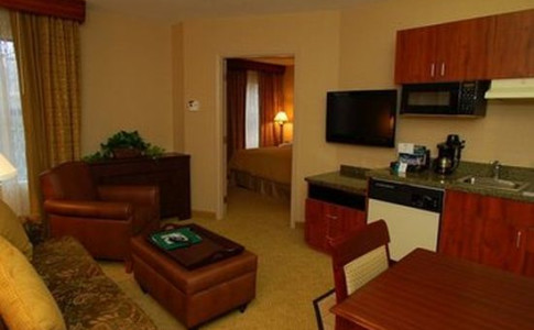 atlanta homewood buckhead hilton suites