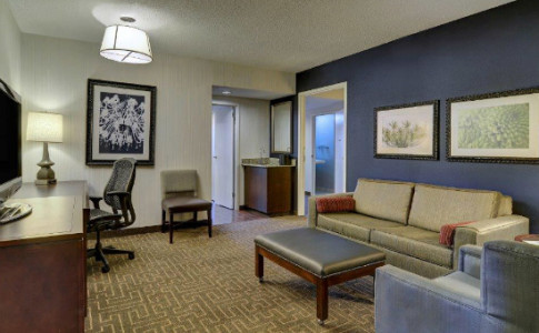 atlanta embassy suites hilton buckhead