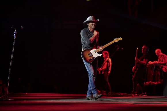 C Spire Concert Series Presents: Tim McGraw with Special Guests